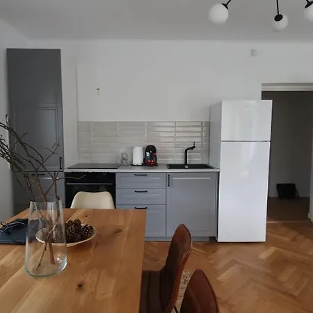 Apartment The Pines Serviced *